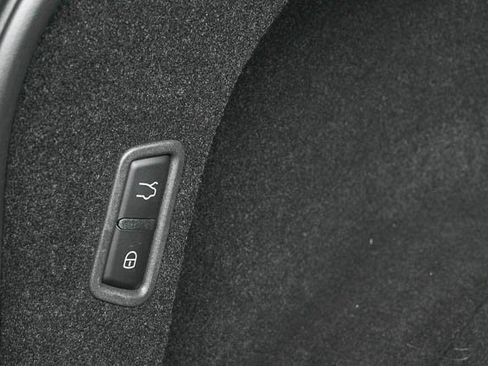 New 2024 Maserati Levante GT Ultima image 31