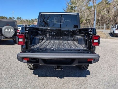 New 2026 Jeep Gladiator Willys image 13