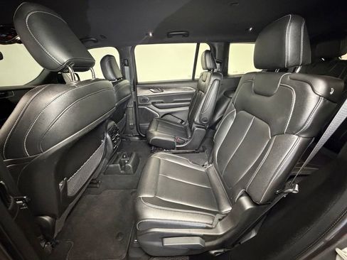 Used 2024 Jeep Grand Cherokee L Limited w/ Black Appearance Package image 5