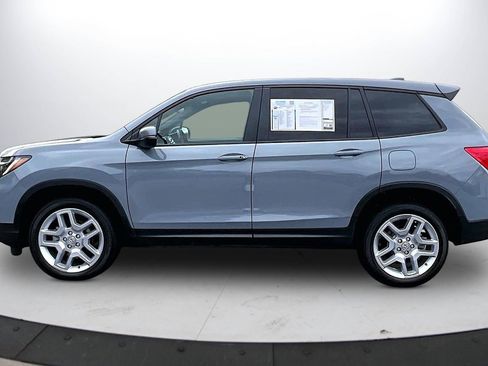 Used 2025 Honda Passport EX-L image 6