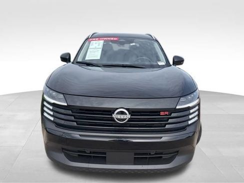 Used 2025 Nissan Kicks SR FWD image 3