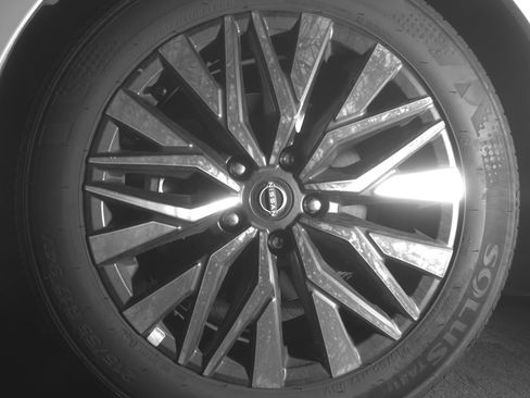 Used 2025 Nissan Altima 2.5 SV image 12