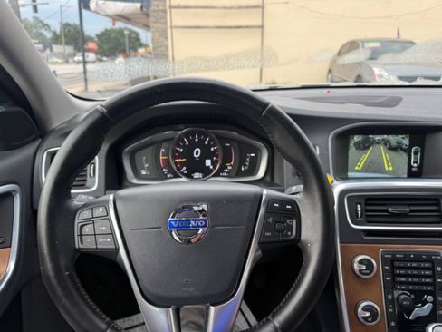 Used 2016 Volvo S60 T5 Inscription Platinum w/ Climate Package FWD image 20