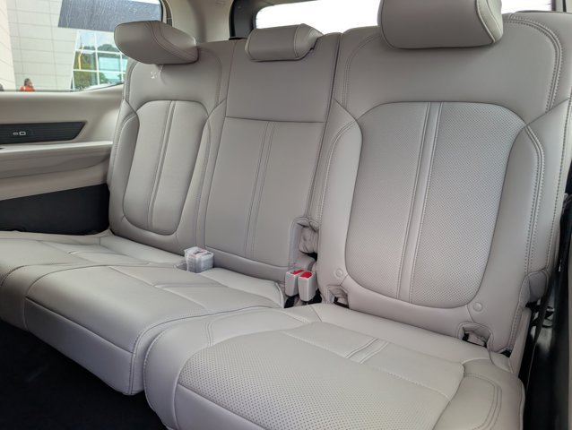 Used 2024 Jeep Wagoneer 4WD w/ Convenience Group I image 34