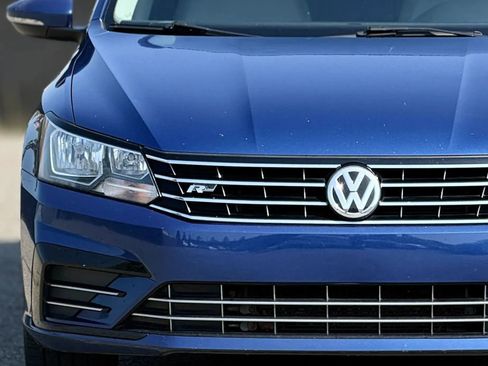 Used 2017 Volkswagen Passat 1.8T R-Line image 11