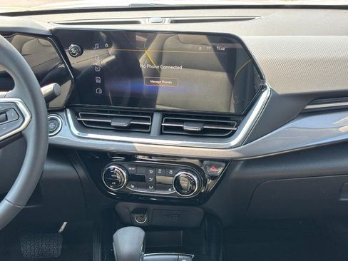 New 2026 Chevrolet Trax ACTIV w/ Driver Confidence Package image 8