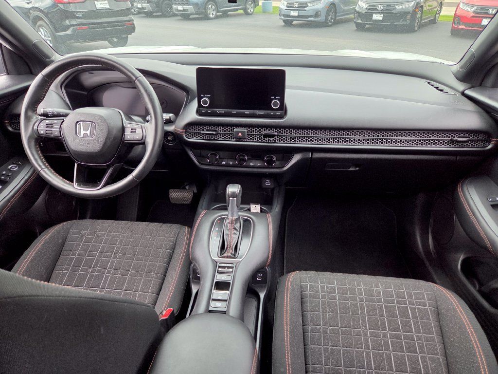 Used 2024 Honda HR-V Sport image 28