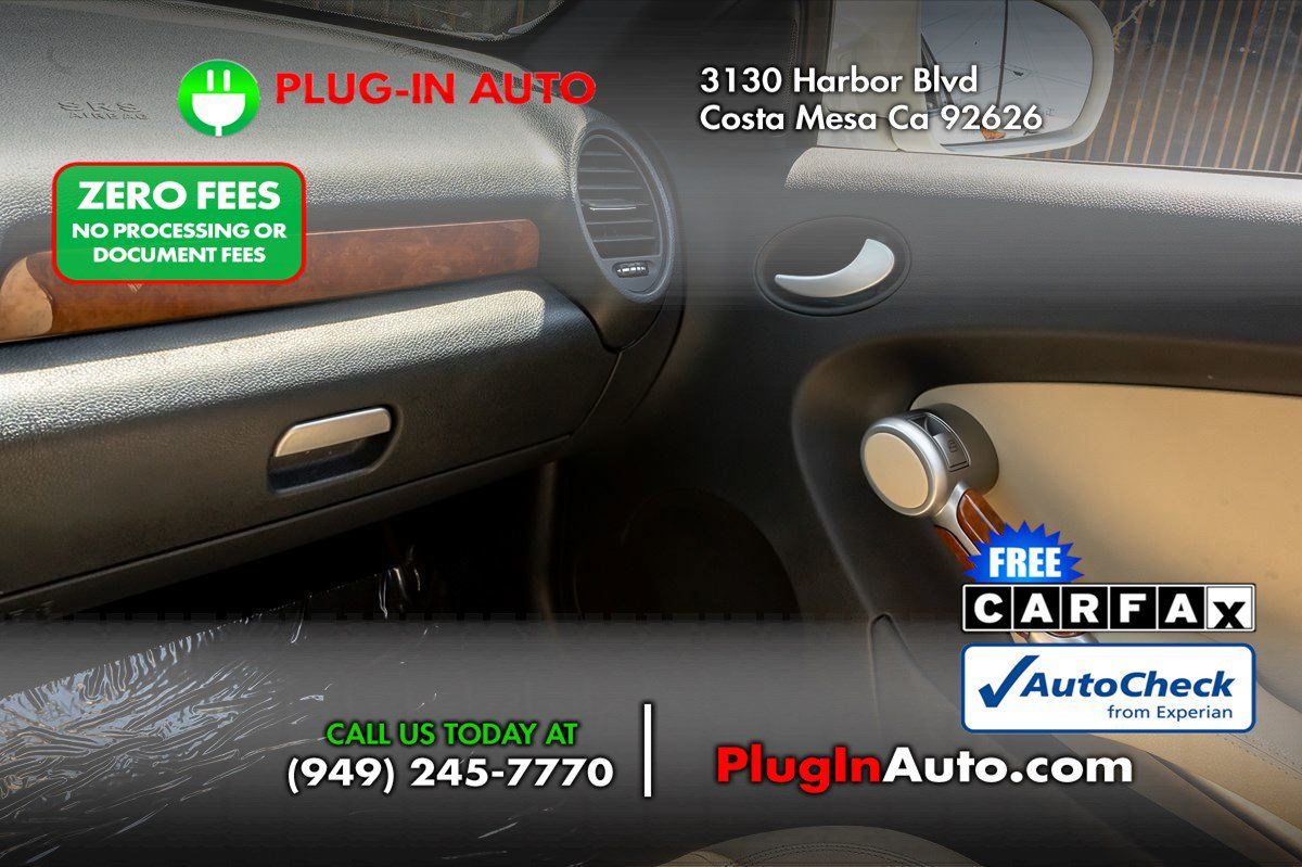 Used 2011 Mercedes-Benz SLK 300 image 18