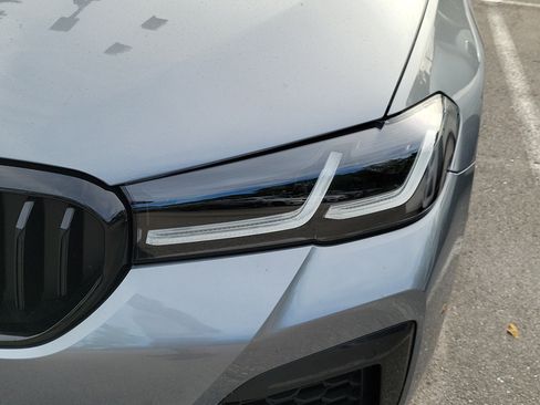 Certified 2023 BMW 540i w/ Executive Package RWD image 5