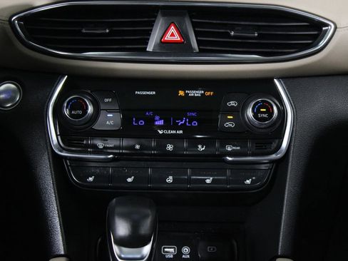 Used 2019 Hyundai Santa Fe FWD image 21