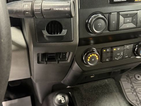 Used 2019 Ford F450 XL w/ Power Equipment Group image 31