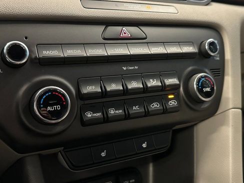 Used 2019 Kia Sportage LX w/ LX Popular Package AWD/4WD image 15