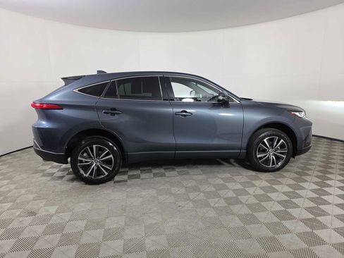 Used 2024 Toyota Venza LE image 9