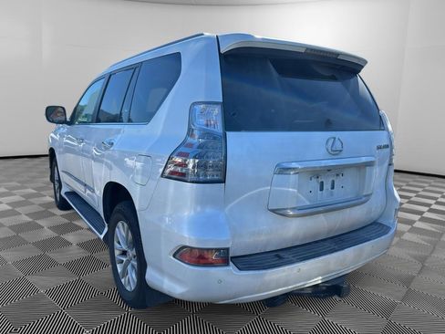 Used 2018 Lexus GX 460 Premium w/ Premium Package image 5