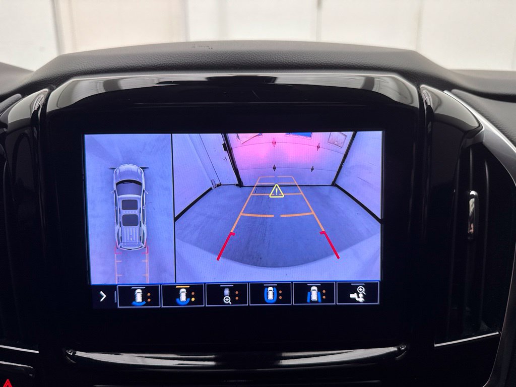 Used 2021 Chevrolet Traverse Premier w/ LPO, Floor Liner Package AWD/4WD image 30