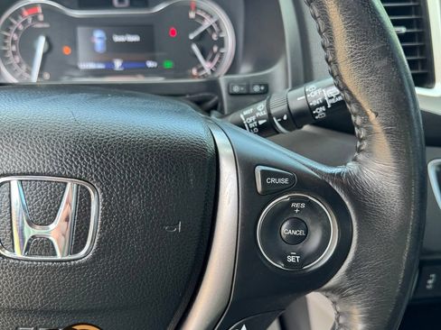 Used 2017 Honda Pilot EX-L image 19