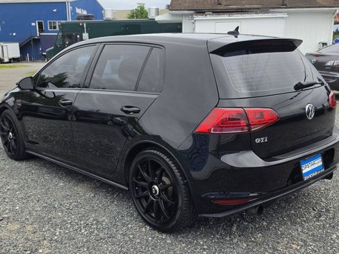 Used 2015 Volkswagen GTI SE FWD image 5