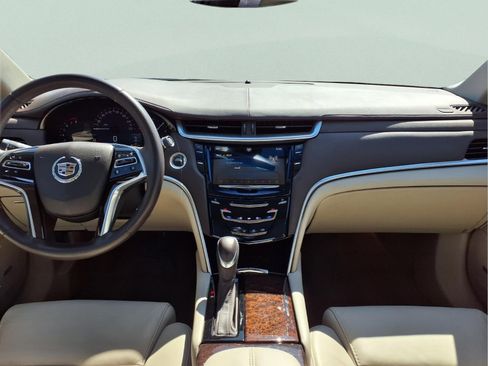 Used 2014 Cadillac XTS image 16