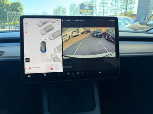 Used 2021 Tesla Model 3 Long Range image 35