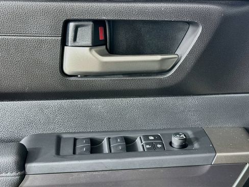 Used 2026 Toyota Tundra SR5 AWD/4WD image 21