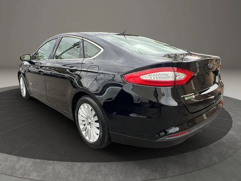 Used 2016 Ford Fusion Energi SE image 7