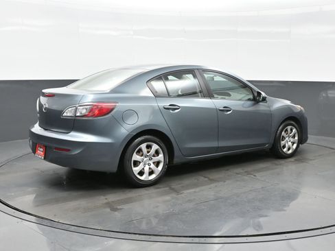 Used 2012 MAZDA MAZDA3 i Sport image 6