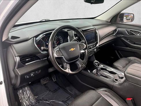 Used 2021 Chevrolet Traverse Premier w/ Redline Edition FWD image 14