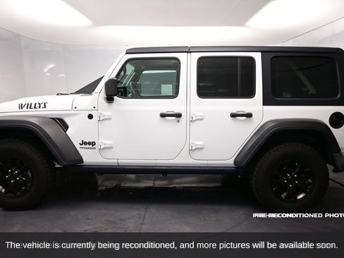 Used 2021 Jeep Wrangler Unlimited Sport AWD/4WD image 8