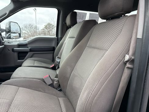 Used 2017 Ford F350 XLT w/ XLT Premium Package image 15