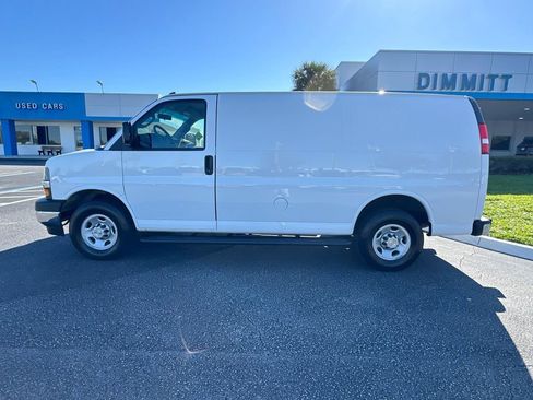 Used 2024 Chevrolet Express 2500 w/ Driver Convenience Package image 9