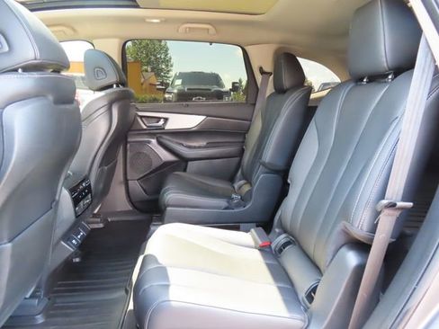 Used 2023 Acura MDX SH-AWD w/ Technology Package image 38