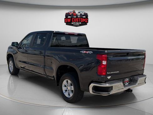Used 2023 Chevrolet Silverado 1500 LT AWD/4WD image 5