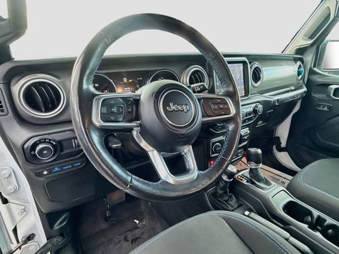 Used 2023 Jeep Wrangler Unlimited Rubicon 4xe w/ Steel Bumper Group AWD/4WD image 12