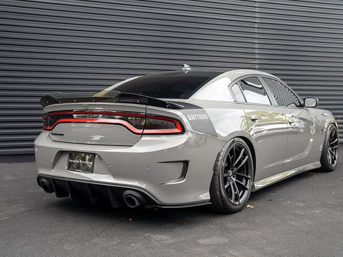 Used 2019 Dodge Charger Scat Pack w/ Daytona Edition Group RWD image 25