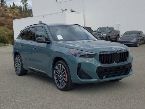 New 2026 BMW X1 xDrive28i w/ Technology Package image 2