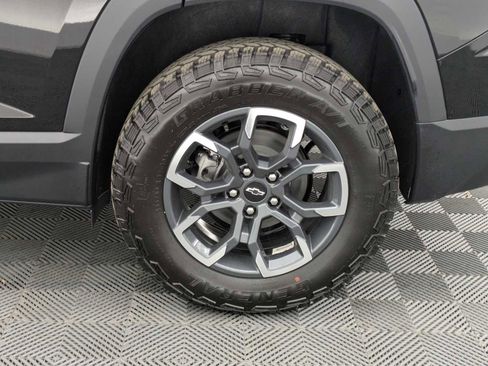 New 2026 Chevrolet Equinox ACTIV AWD/4WD image 14