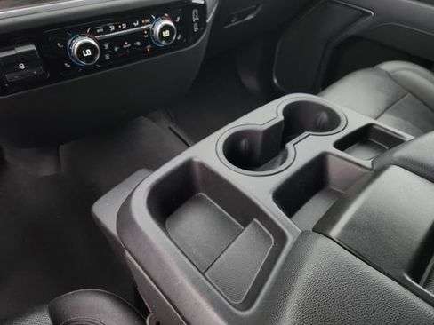 Used 2025 GMC Sierra 1500 SLT RWD image 18
