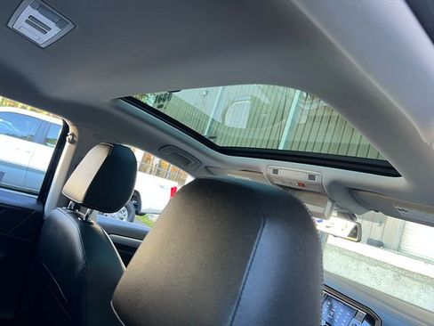 Used 2021 Volkswagen Jetta S image 31