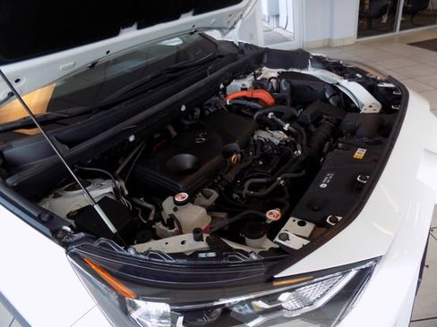 Used 2019 Toyota RAV4 Limited w/ Limited Grade Weather Package AWD/4WD image 38