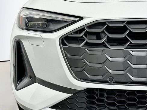 Used 2025 Audi A5 2.0T Premium w/ Convenience Package image 16