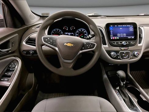 Used 2022 Chevrolet Malibu LS w/ LPO, Convenience Package 2 FWD image 8