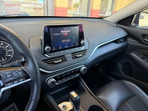Used 2021 Nissan Altima 2.5 SR w/ SR Premium Package FWD image 31