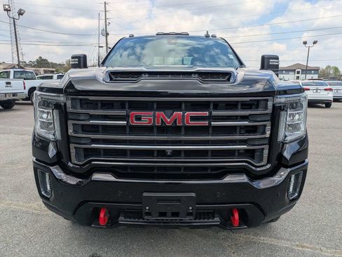 Used 2020 GMC Sierra 2500 AT4 w/ AT4 Premium Package image 9