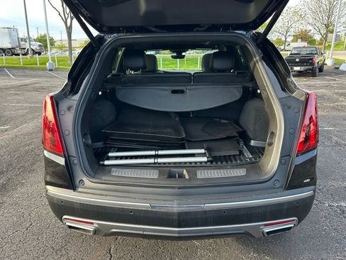 Used 2022 Cadillac XT5 Premium Luxury w/ Technology Package AWD/4WD image 16