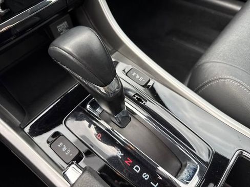 Used 2016 Honda Accord EX-L image 24