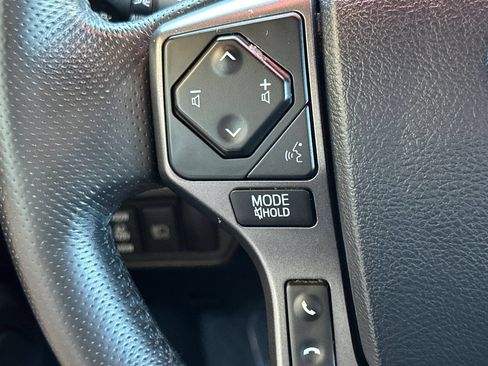 Certified 2019 Toyota Tacoma TRD Sport AWD/4WD image 26