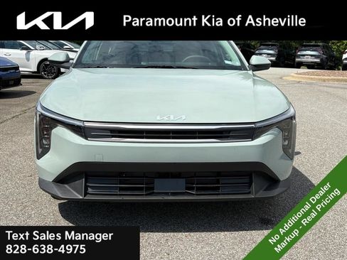 New 2026 Kia K4 FWD image 2