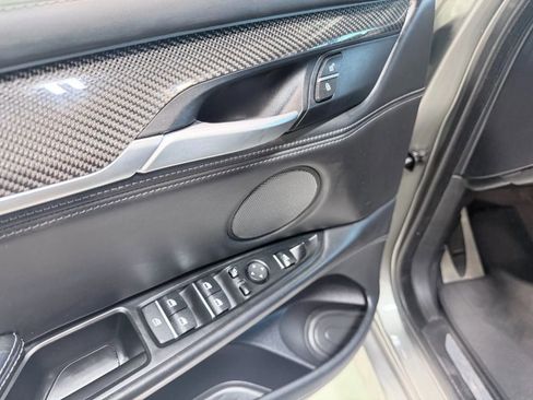 Used 2017 BMW X5 M image 12