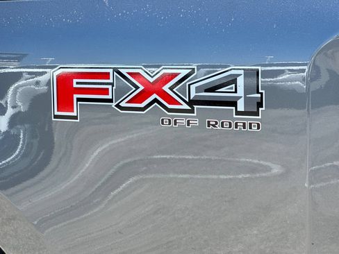 Used 2024 Ford F250 Lariat w/ FX4 Off-Road Package AWD/4WD image 38