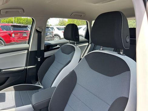 New 2025 Volkswagen Taos S image 14